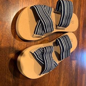 Roxy slide sandal